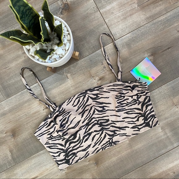 Missguided Tops - ZEBRA CROP TANK TOP